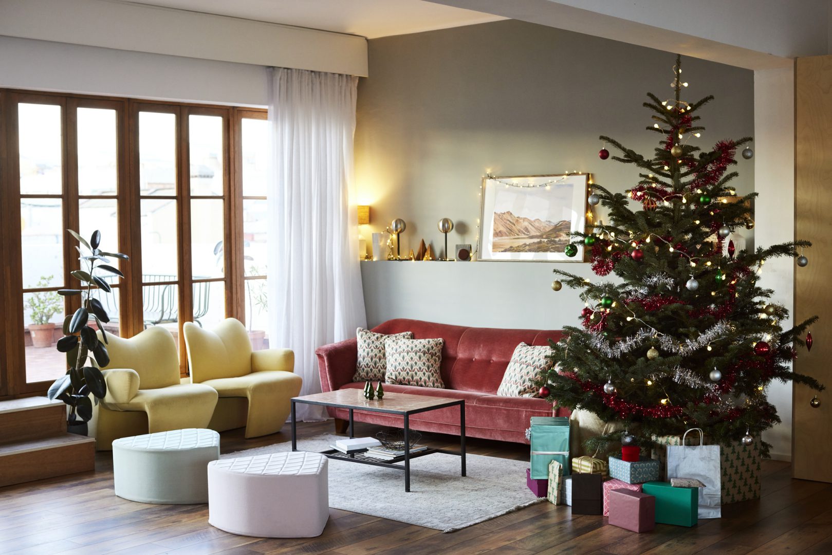 Settling the debate real V artificial Christmas tree RealEstate Content